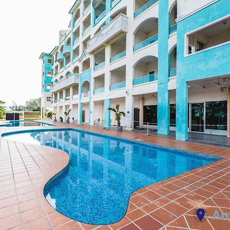 Anylodge Waterfront Marina Island Pangkor Lumut Exterior foto